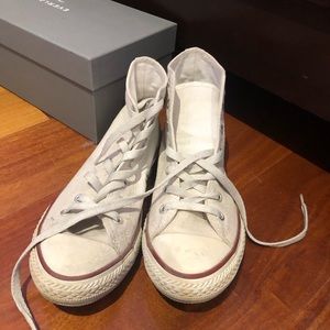 WHITE CONVERSE WOMEN’S 5